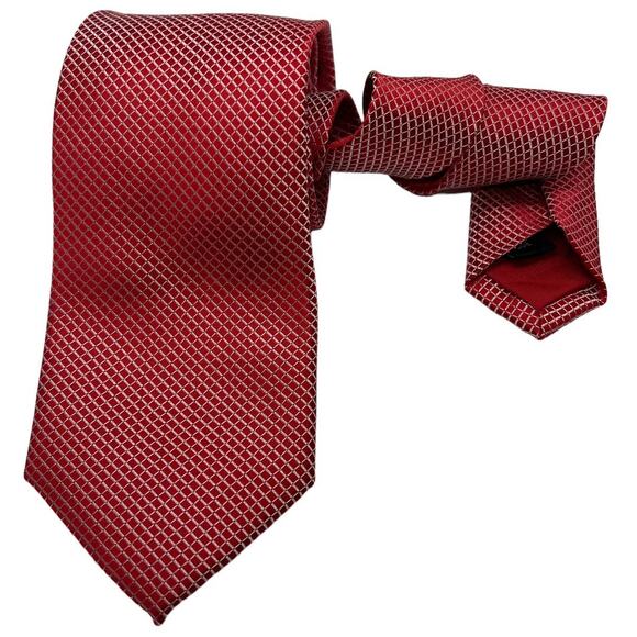 Beniot Florent Red W/Embroidered White All Over Diamond Shape 100% Silk Necktie - Picture 4 of 9